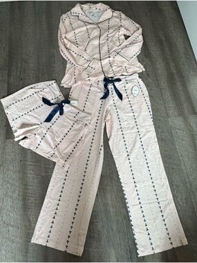 SOMA 3 Piece Light Pink Tree-Print Pajama Set with Navy Satin Ribbon, US S, NWT